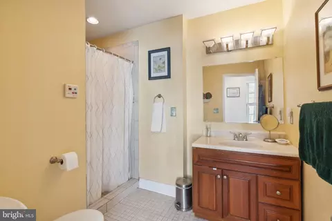 302 E West St, Baltimore, MD 21230 photo 14