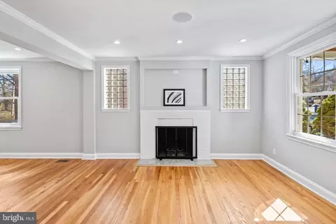 Living - 2406 E Strathmore Ave, Baltimore, MD 21214 photo 3 of 3