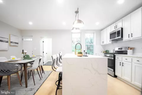 3218 Gwynns Falls Prkwy, Baltimore, MD 21216