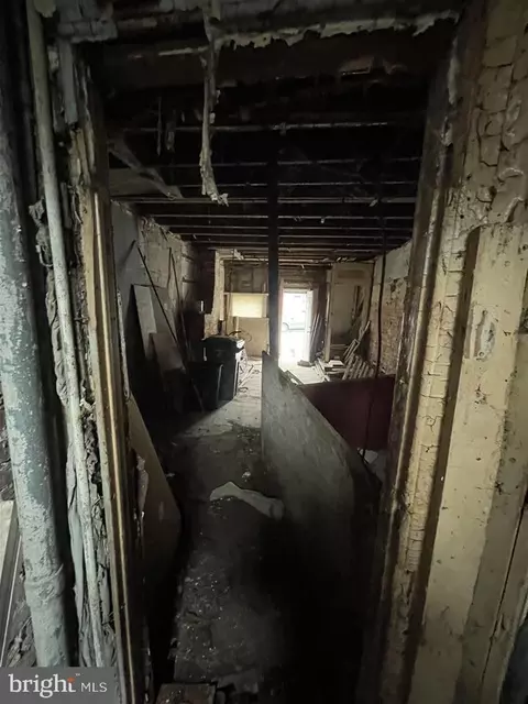 Entry Way - 111 Poppleton St, Baltimore, MD 21201 photo 3 of 7