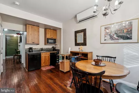 Dining - 1820 Fleet St, Baltimore, MD 21231 photo 1 of 2