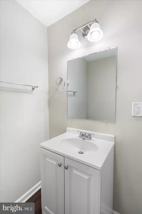 Bath - 636 E 35th St, Baltimore, MD 21218 photo 1 of 3