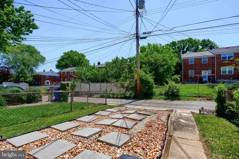 Exterior - 1263 Walker Ave, Baltimore, MD 21239 photo 6 of 9