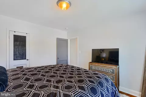Bedroom - 1263 Walker Ave, Baltimore, MD 21239 photo 6 of 6