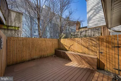 129 E Cross St, Baltimore, MD 21230 photo 25