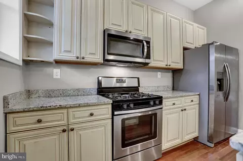1415 Madison Ave, Baltimore, MD 21217 photo 9