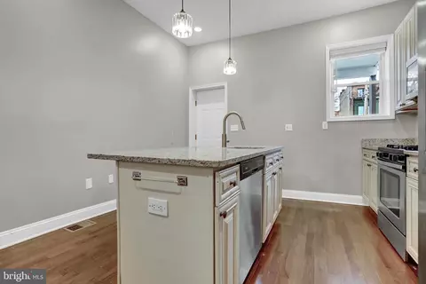 1415 Madison Ave, Baltimore, MD 21217 photo 12