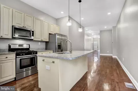 1415 Madison Ave, Baltimore, MD 21217 photo 8