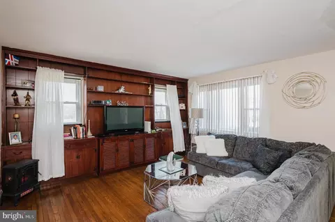 4023 Fallstaff Rd, Baltimore, MD 21215 photo 6