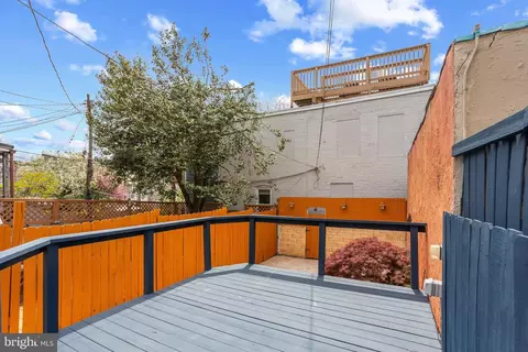 Exterior - 2031 E Lombard St, Baltimore, MD 21231 photo 5 of 9