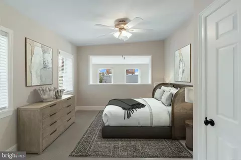 Bedroom - 2031 E Lombard St, Baltimore, MD 21231 photo 2 of 3