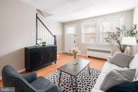 1306 Berry St, Baltimore, MD 21211 photo 4