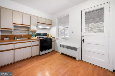 1306 Berry St, Baltimore, MD 21211 photo 6