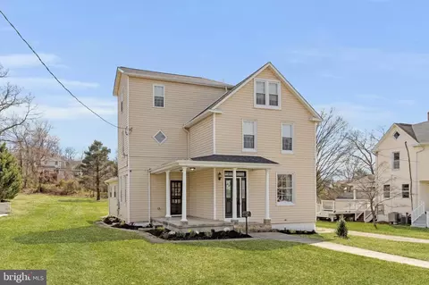 2823 Roselawn Ave, Baltimore, MD 21214
