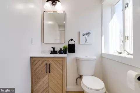 Bath - 3307 White Ave, Baltimore, MD 21214 photo 1 of 6