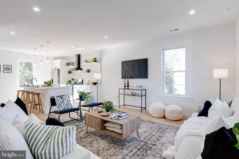 Living - 3307 White Ave, Baltimore, MD 21214 photo 1 of 1