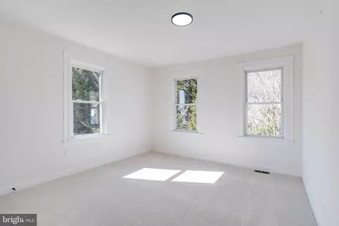 Bedroom - 3307 White Ave, Baltimore, MD 21214 photo 5 of 11