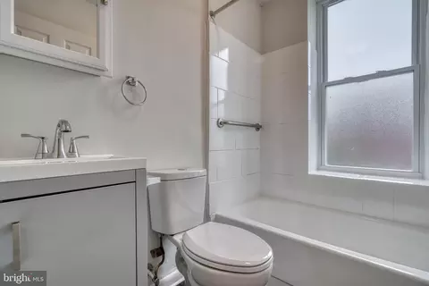 2324 Callow Ave, Baltimore, MD 21217 photo 47