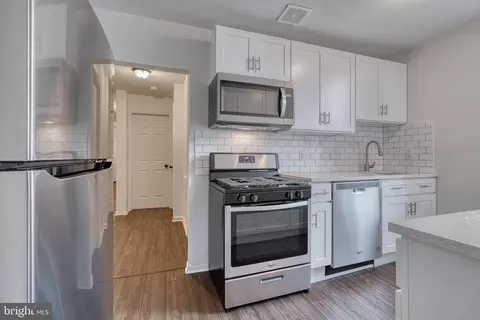 2324 Callow Ave, Baltimore, MD 21217 photo 11