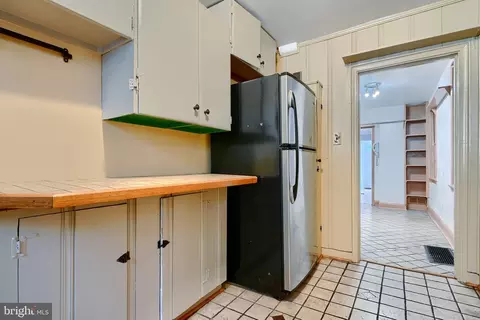 Kitchen - 920 Tyson St, Baltimore, MD 21201 photo 4 of 4