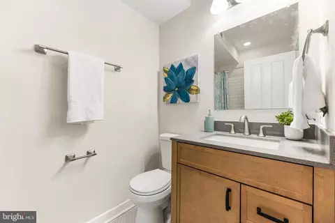 Bath - 408 E Cross St, Baltimore, MD 21230 photo 3 of 3