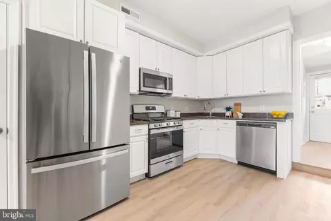 Kitchen - 408 E Cross St, Baltimore, MD 21230 photo 1 of 1