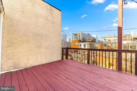Exterior - 408 E Cross St, Baltimore, MD 21230 photo 2 of 5