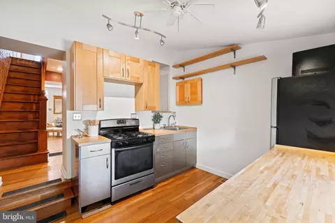 1401 Cooksie St, Baltimore, MD 21230 photo 9