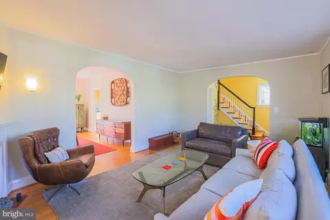 Living - 215 E Lake Ave, Baltimore, MD 21212 photo 2 of 2