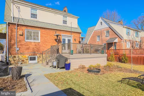 Exterior - 215 E Lake Ave, Baltimore, MD 21212 photo 13 of 16
