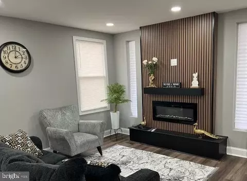 Entry Way - 5211 W North Ave, Baltimore, MD 21207 photo 8 of 9