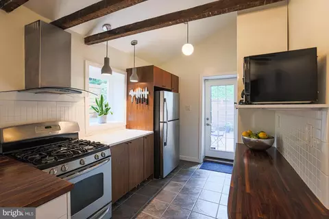 13 E Hamburg St E, Baltimore, MD 21230 photo 17