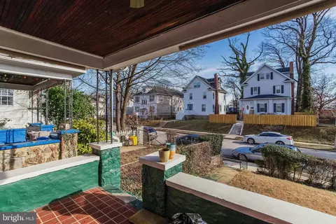 Exterior - 4006 Bonner Rd, Baltimore, MD 21216 photo 4 of 9