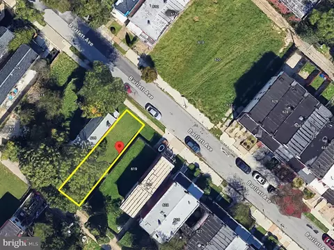 617 Bartlett Ave, Baltimore, MD 21218