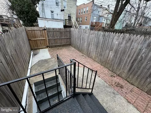 Exterior - 831 Belgian Ave, Baltimore, MD 21218 photo 3 of 3