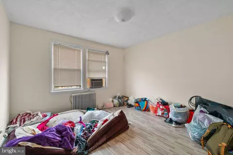 Bedroom - 4002 Edgewood Rd, Baltimore, MD 21215 photo 1 of 2