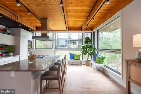 Kitchen - 2074 Eric Shaefer Way, Baltimore, MD 21211 photo 5 of 6