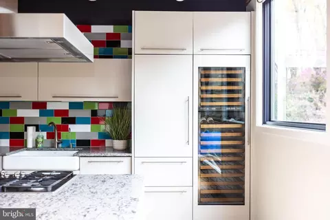 Kitchen - 2074 Eric Shaefer Way, Baltimore, MD 21211 photo 4 of 6