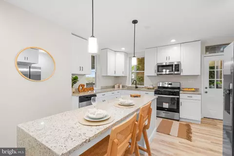 2525 Brookfield Ave, Baltimore, MD 21217 photo 12