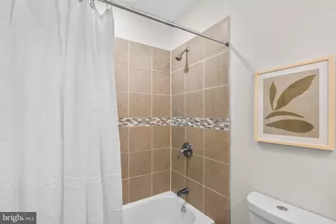 2525 Brookfield Ave, Baltimore, MD 21217 photo 32