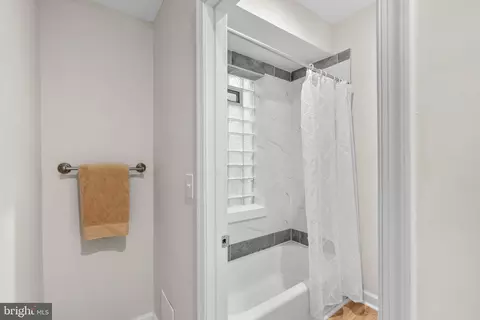 2525 Brookfield Ave, Baltimore, MD 21217 photo 21