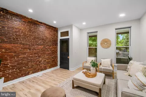 2525 Brookfield Ave, Baltimore, MD 21217 photo 8