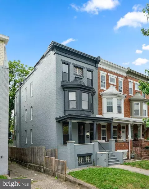 2525 Brookfield Ave, Baltimore, MD 21217 photo 4