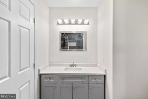 2525 Brookfield Ave, Baltimore, MD 21217 photo 37