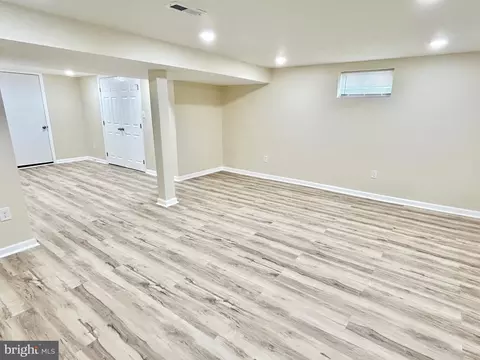Living - 1533 E 35th St, Baltimore, MD 21218 photo 4 of 6