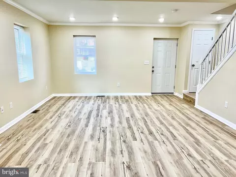 Living - 1533 E 35th St, Baltimore, MD 21218 photo 2 of 6