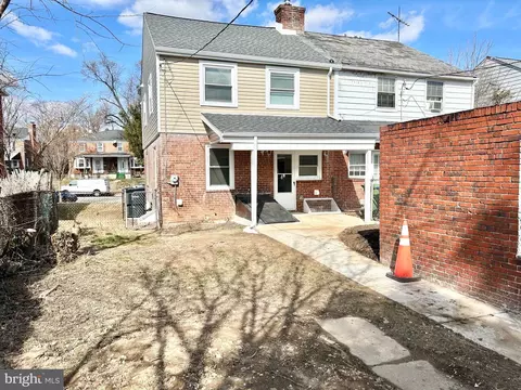 Exterior - 1533 E 35th St, Baltimore, MD 21218 photo 2 of 3