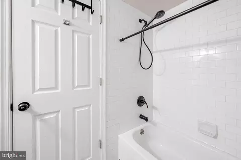 Bath - 5915 Bertram Ave, Baltimore, MD 21214 photo 3 of 5