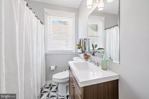 Bath - 5915 Bertram Ave, Baltimore, MD 21214 photo 1 of 5