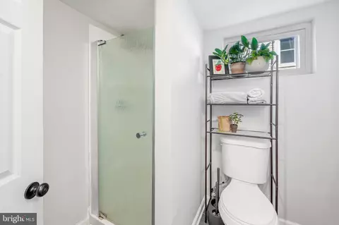 Bath - 5915 Bertram Ave, Baltimore, MD 21214 photo 5 of 5
